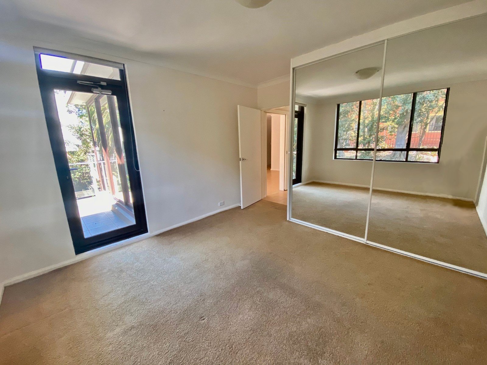 33/38-40 Diamond Bay Road VAUCLUSE 4