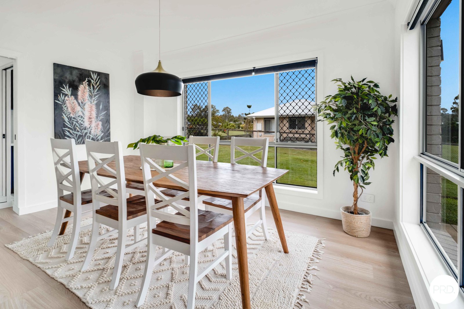334-338 Peppertree Drive JIMBOOMBA 6