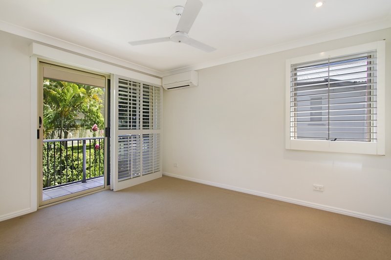 3/34 Bauer Street SOUTHPORT 4