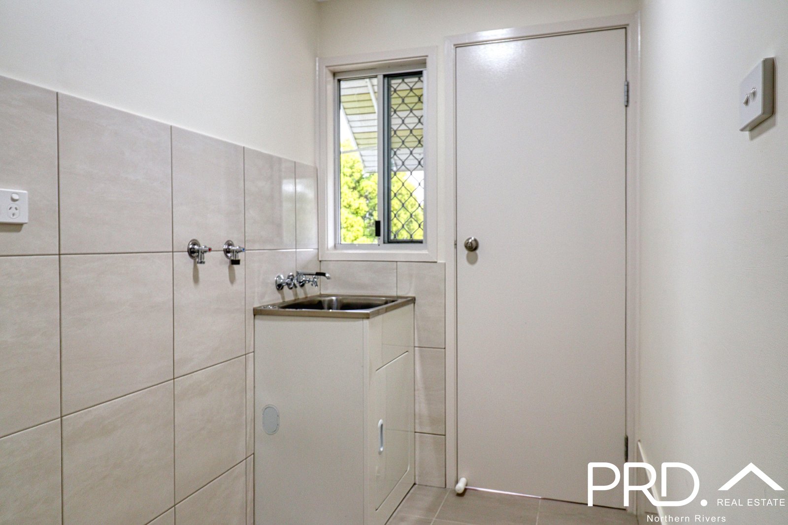 3/34 Cope Street CASINO 12