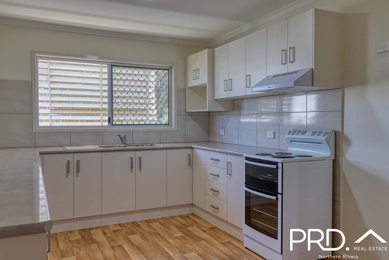 3/34 Cope Street CASINO 2