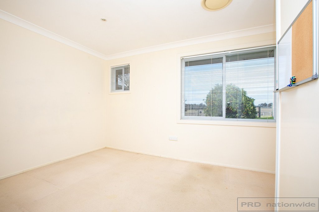 334 Dagworth Road LOUTH PARK 19