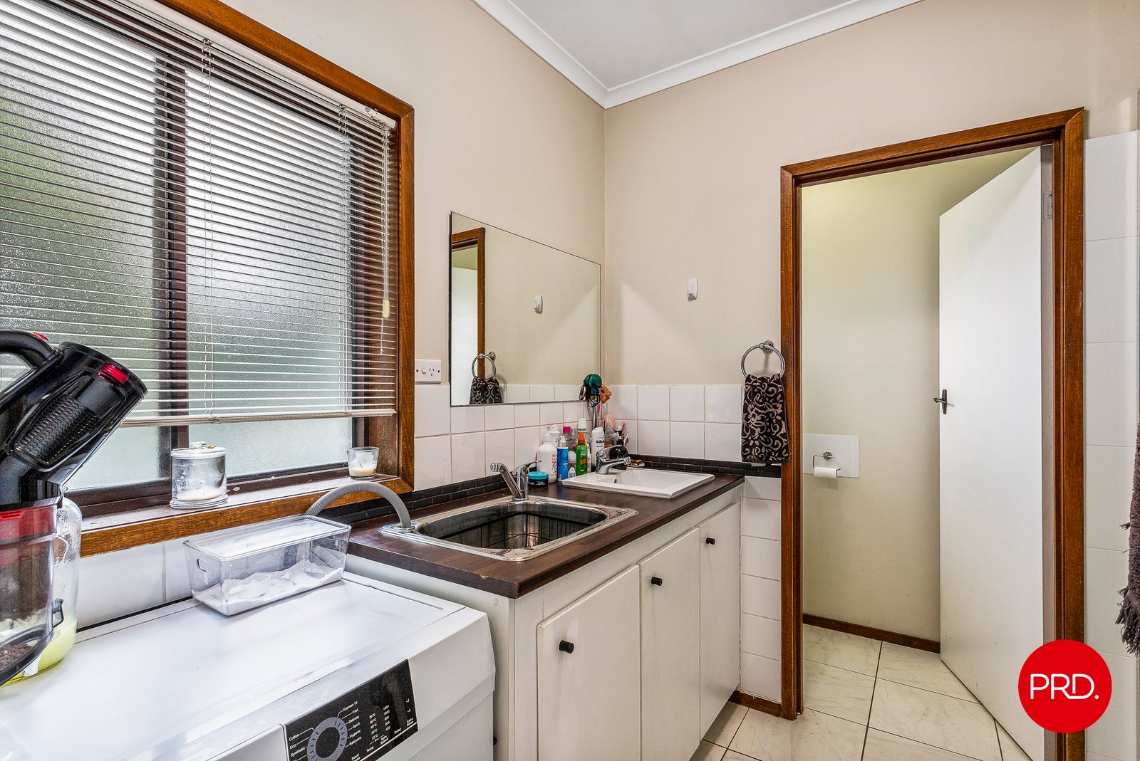 3/34 Eaglehawk Road IRONBARK 9
