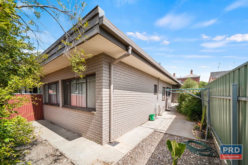 3/34 Eaglehawk Road IRONBARK 8