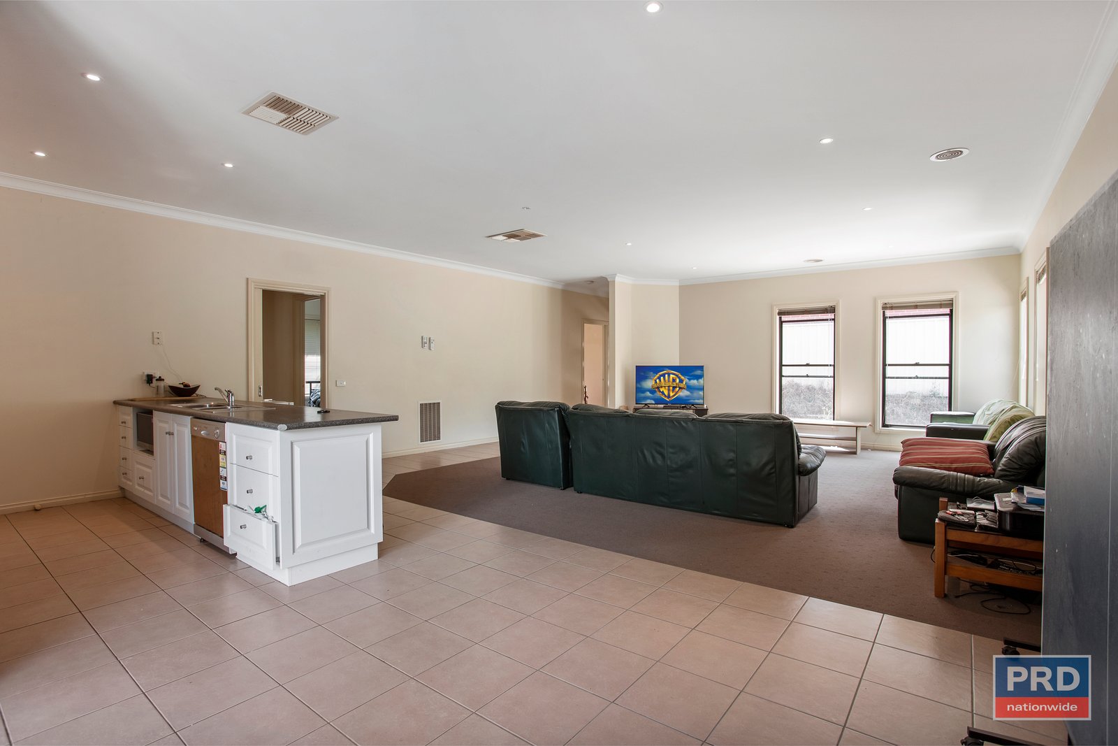 3/34 Greenwood Drive KENNINGTON 3