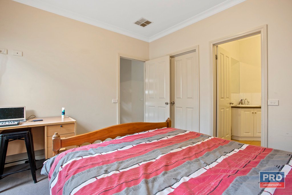 3/34 Greenwood Drive KENNINGTON 7