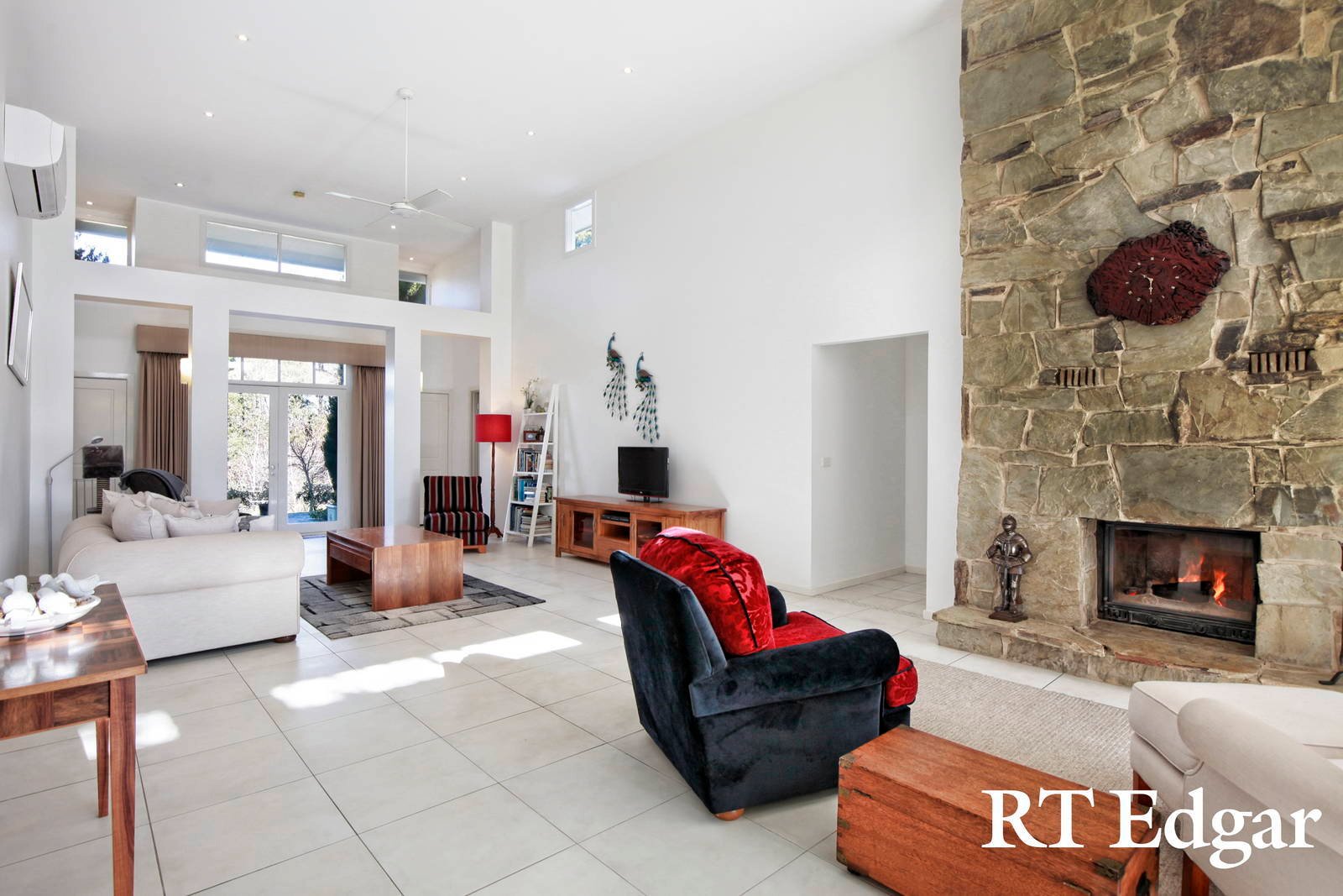 Real Estate and Property in 334 Knox Road, Romsey, VIC