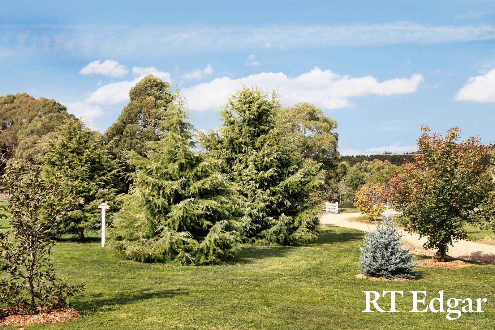 Real Estate and Property in 334 Knox Road, Romsey, VIC