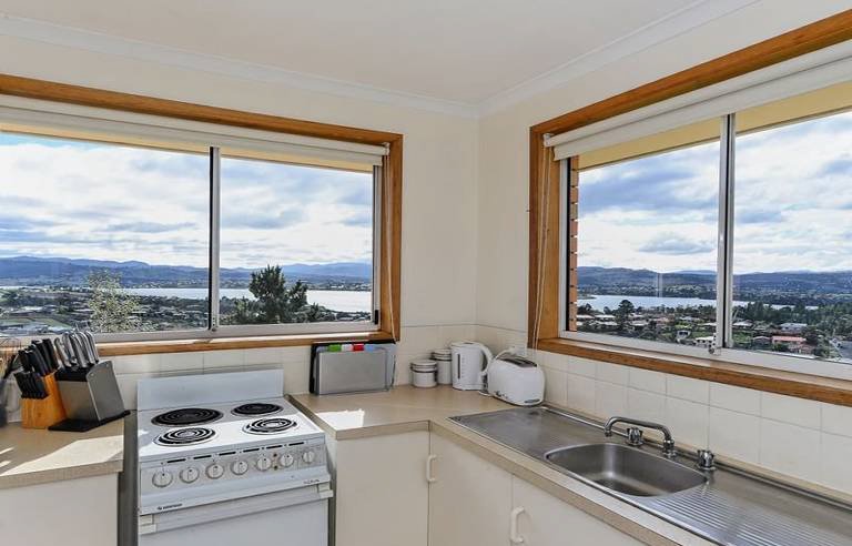 3/34 Seddon Street AUSTINS FERRY 8