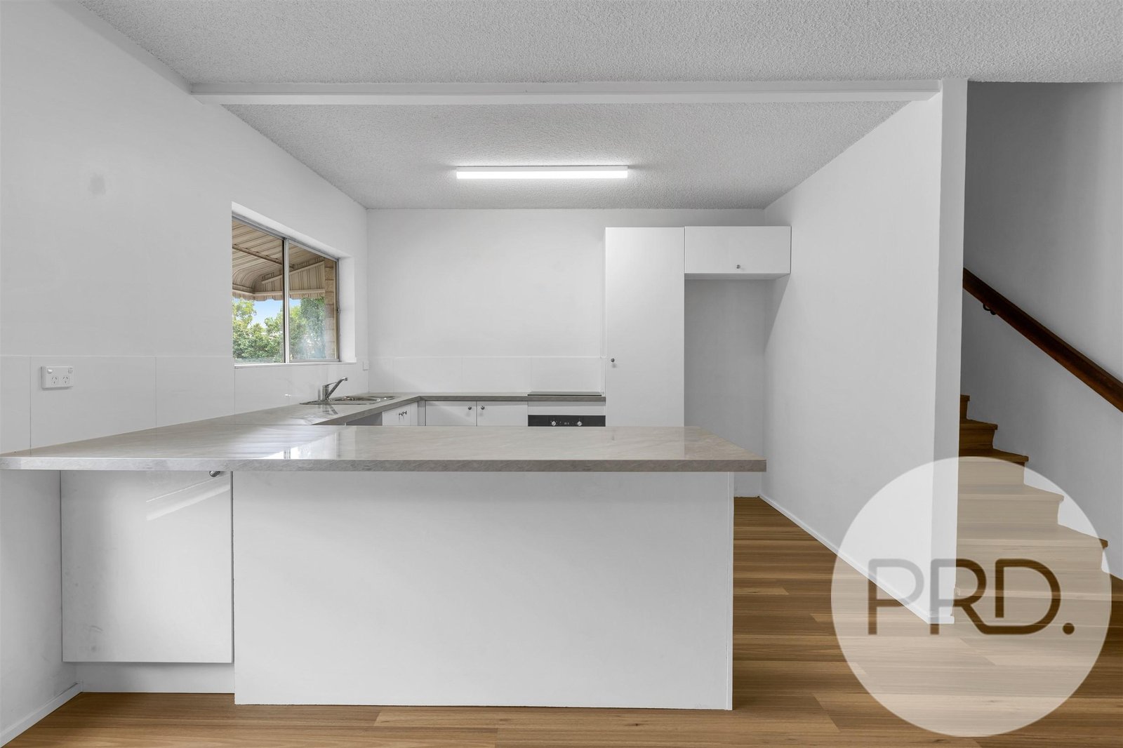 3/34 View Street WOOLOOWIN 4