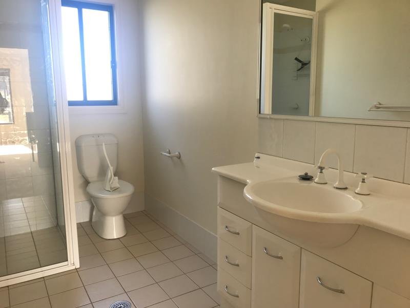 3/345 Armidale Road TAMWORTH 8