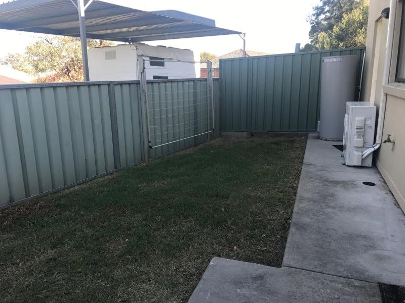 3/345 Armidale Road TAMWORTH 9