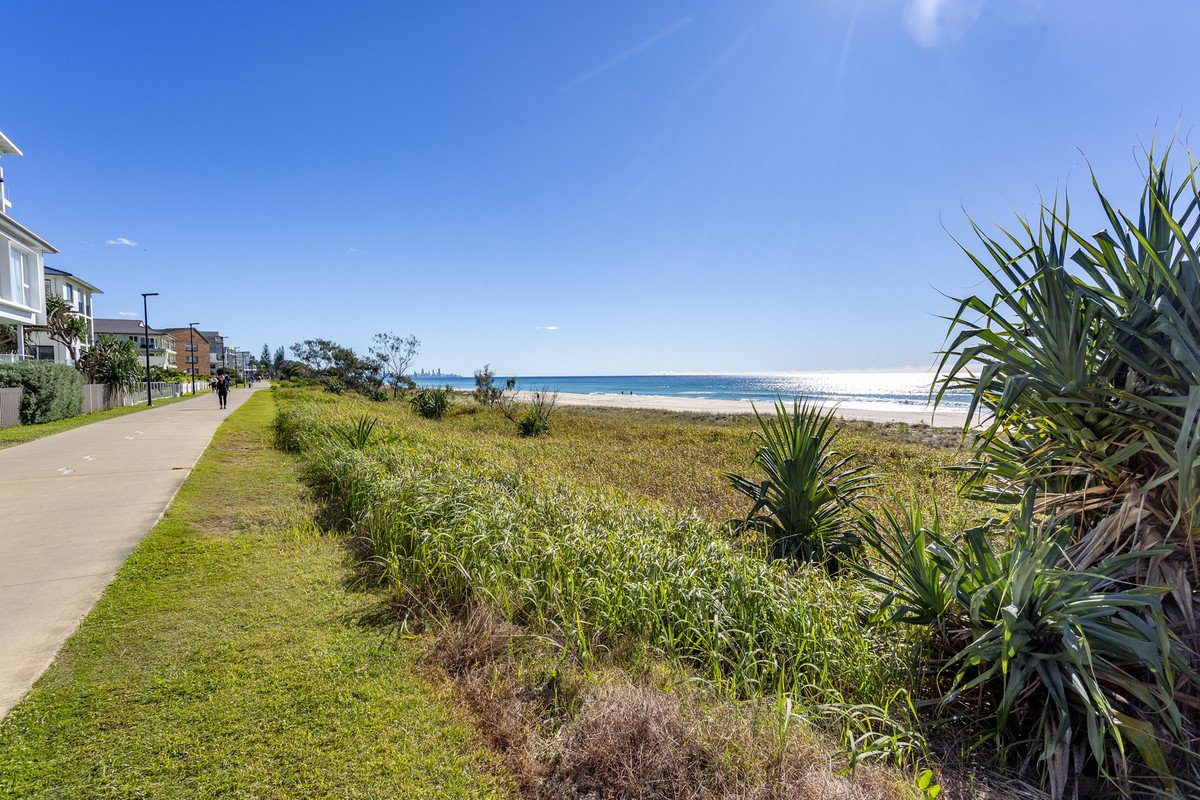 3/345 Golden Four Drive Tugun 23