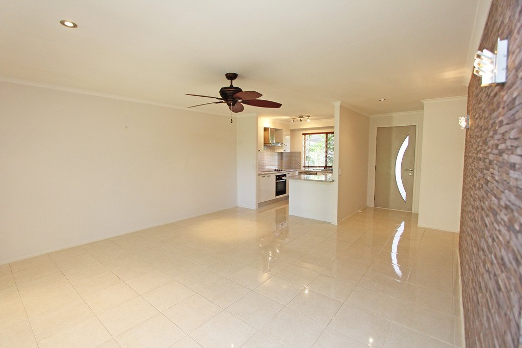 33/461 Pine Ridge Road RUNAWAY BAY 3