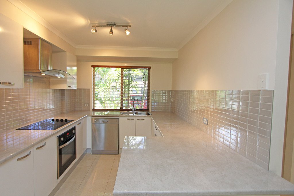 33/461 Pine Ridge Road RUNAWAY BAY 5