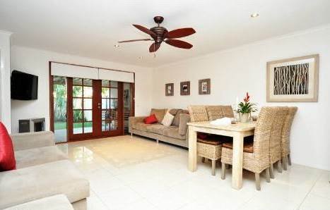 33/461 Pine Ridge Road RUNAWAY BAY 2