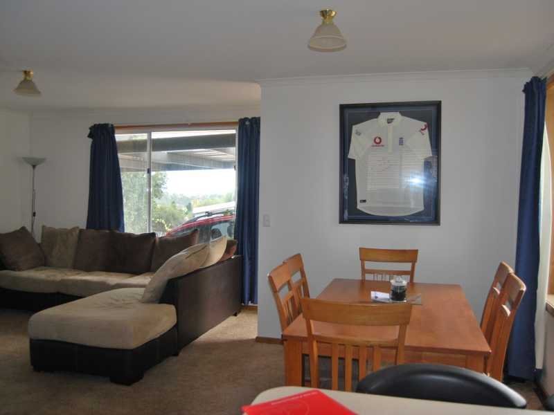 3/35 Cuthbertson Place LENAH VALLEY 2