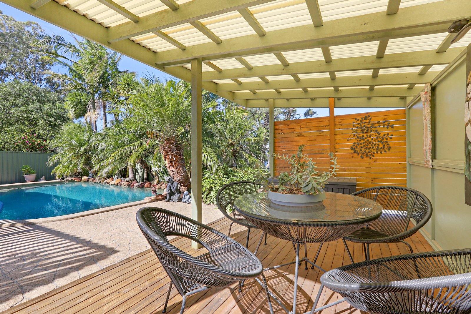 335 Farmborough Road FARMBOROUGH HEIGHTS 14