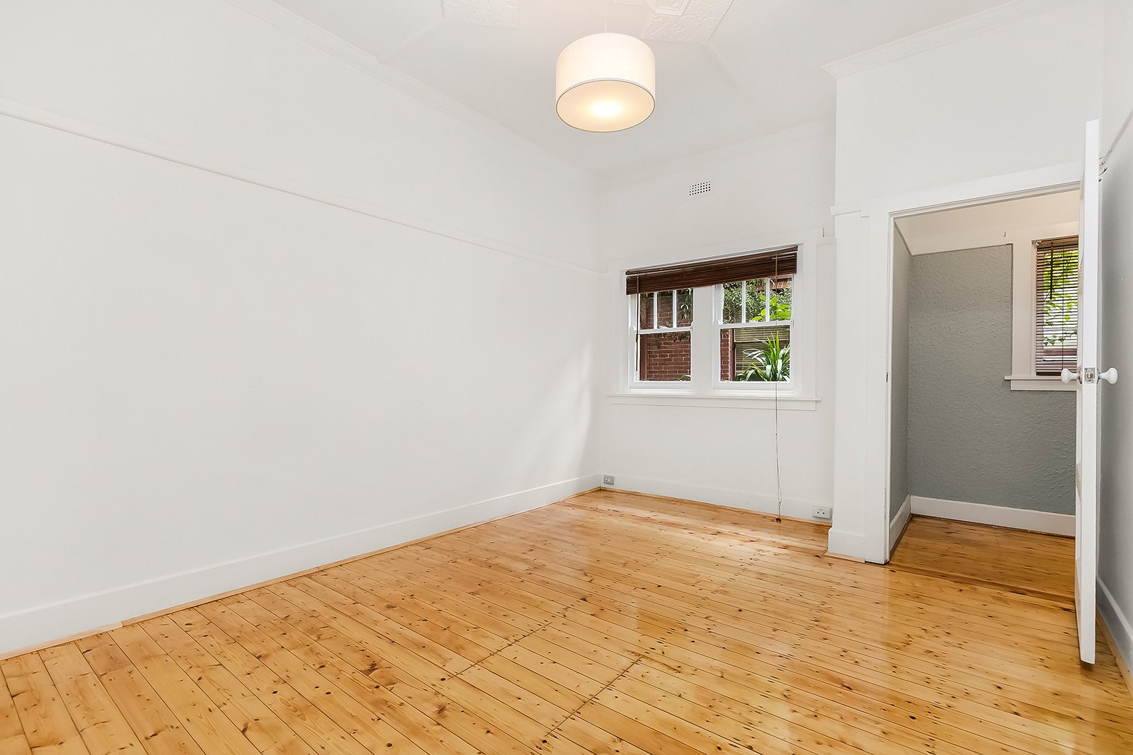 Real Estate and Property in 3/35 Grey Street, St Kilda, VIC