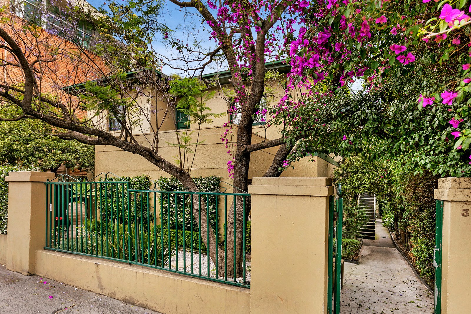 Real Estate and Property in 3/35 Grey Street, St Kilda, VIC