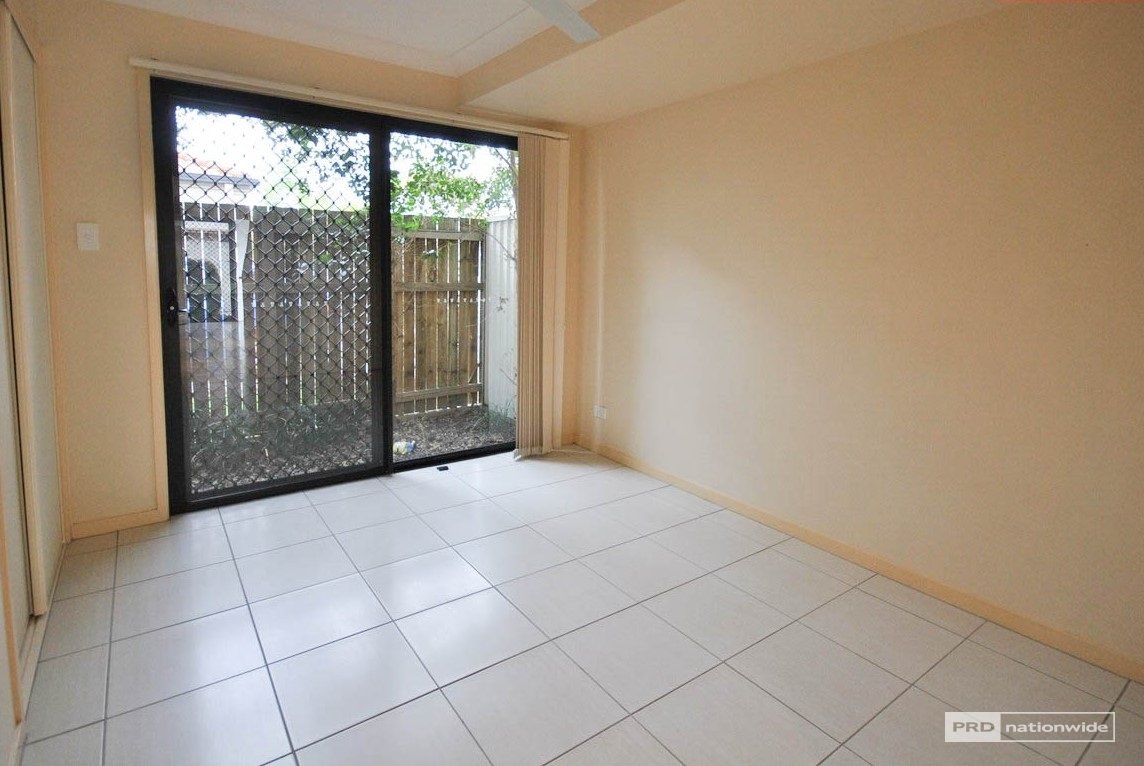 3/35 Harley Street LABRADOR 12