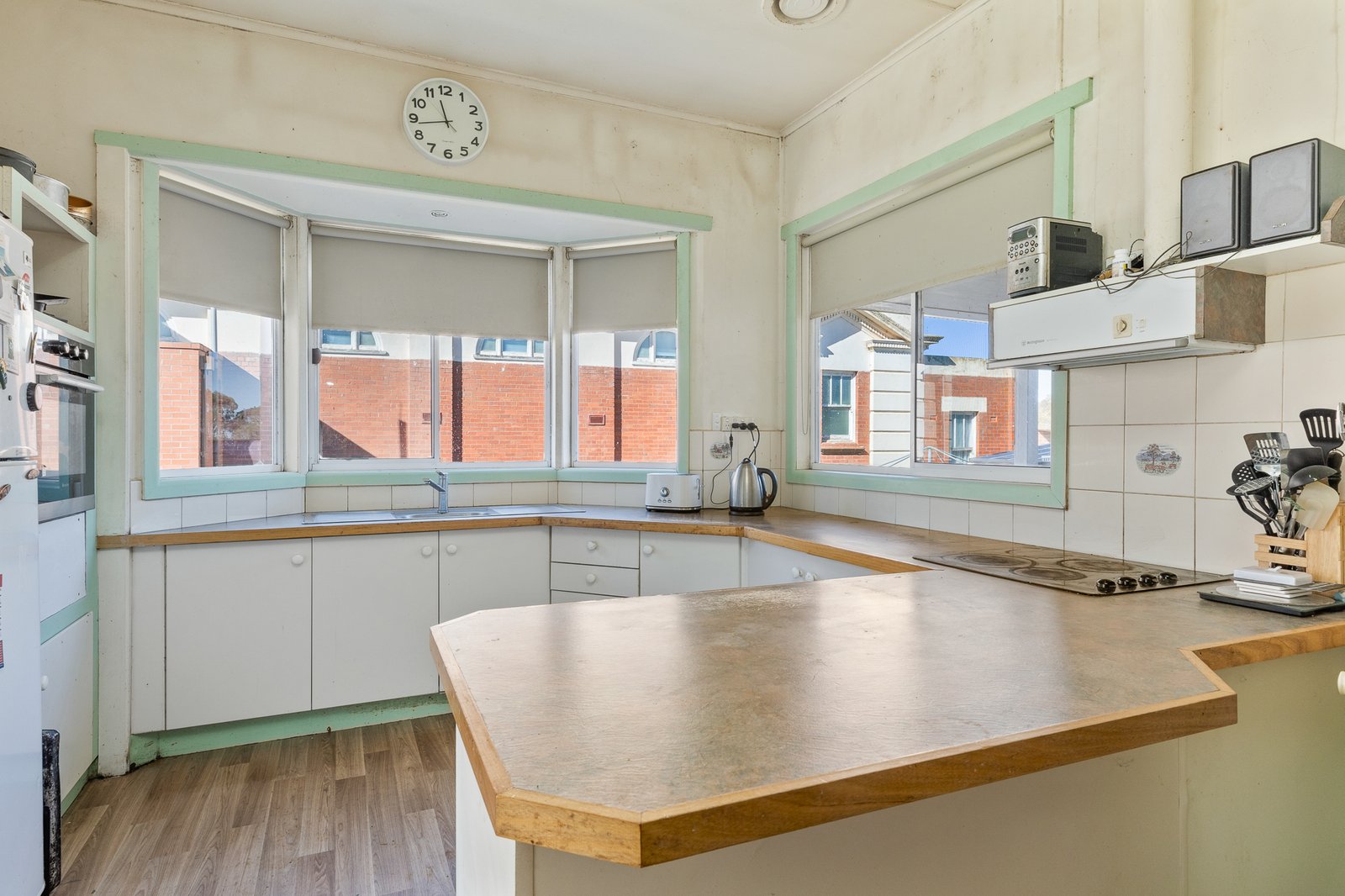 Gallery: 335 High Street