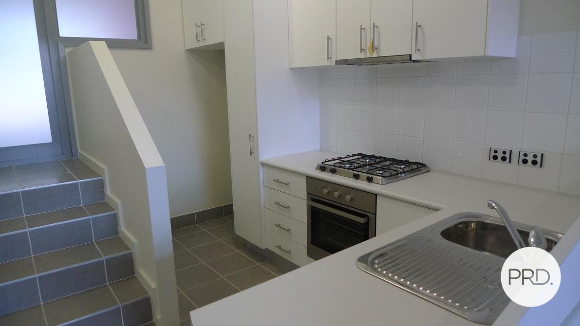 3/35 Malata Crescent SUCCESS 2