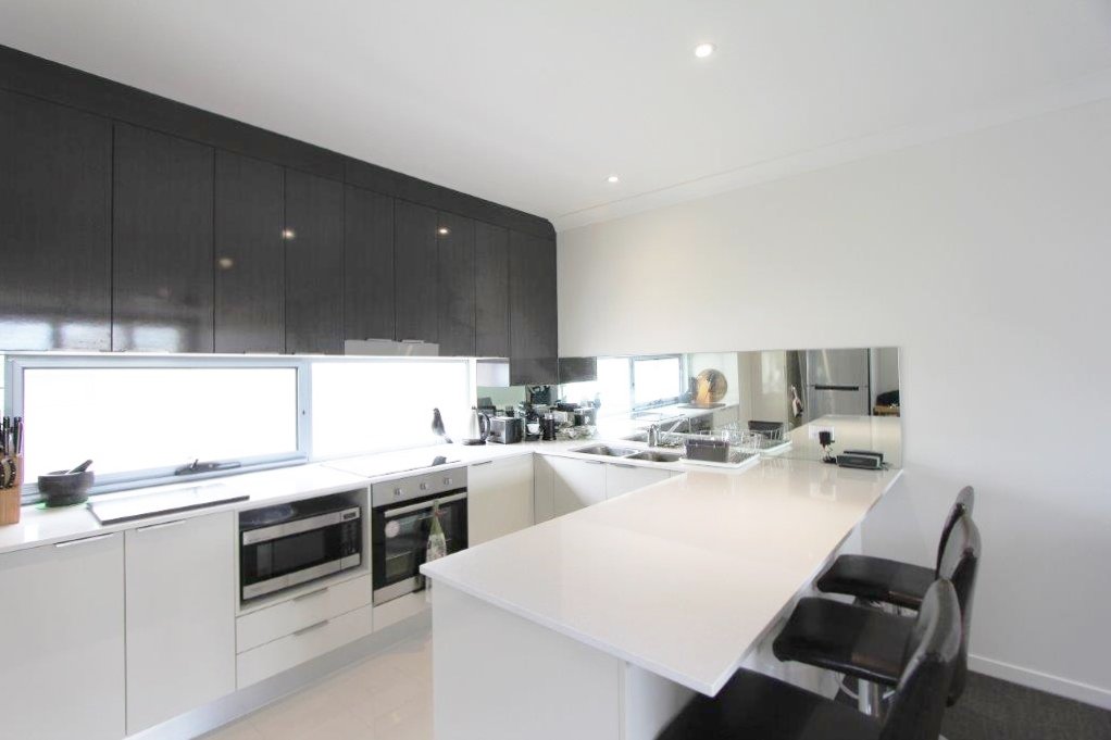 33/5036 Emerald Island Drive CARRARA 3