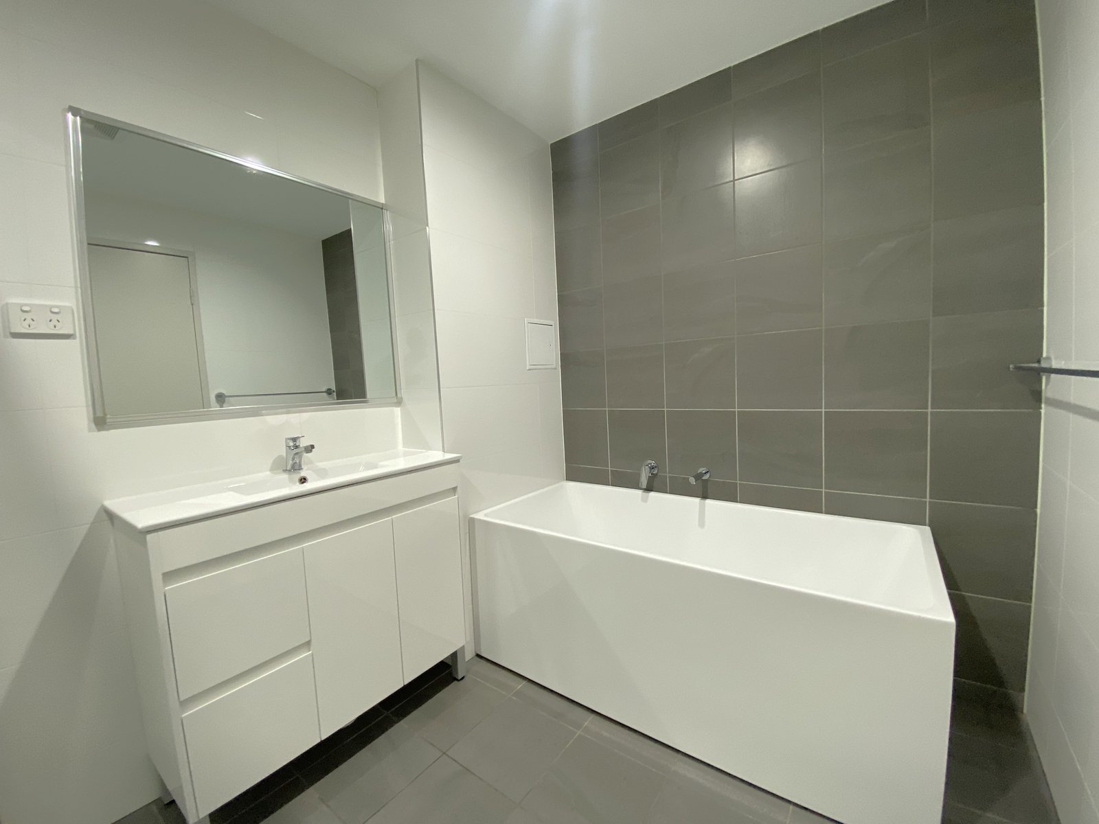 33/54-56 Macquarie Street LIVERPOOL 9