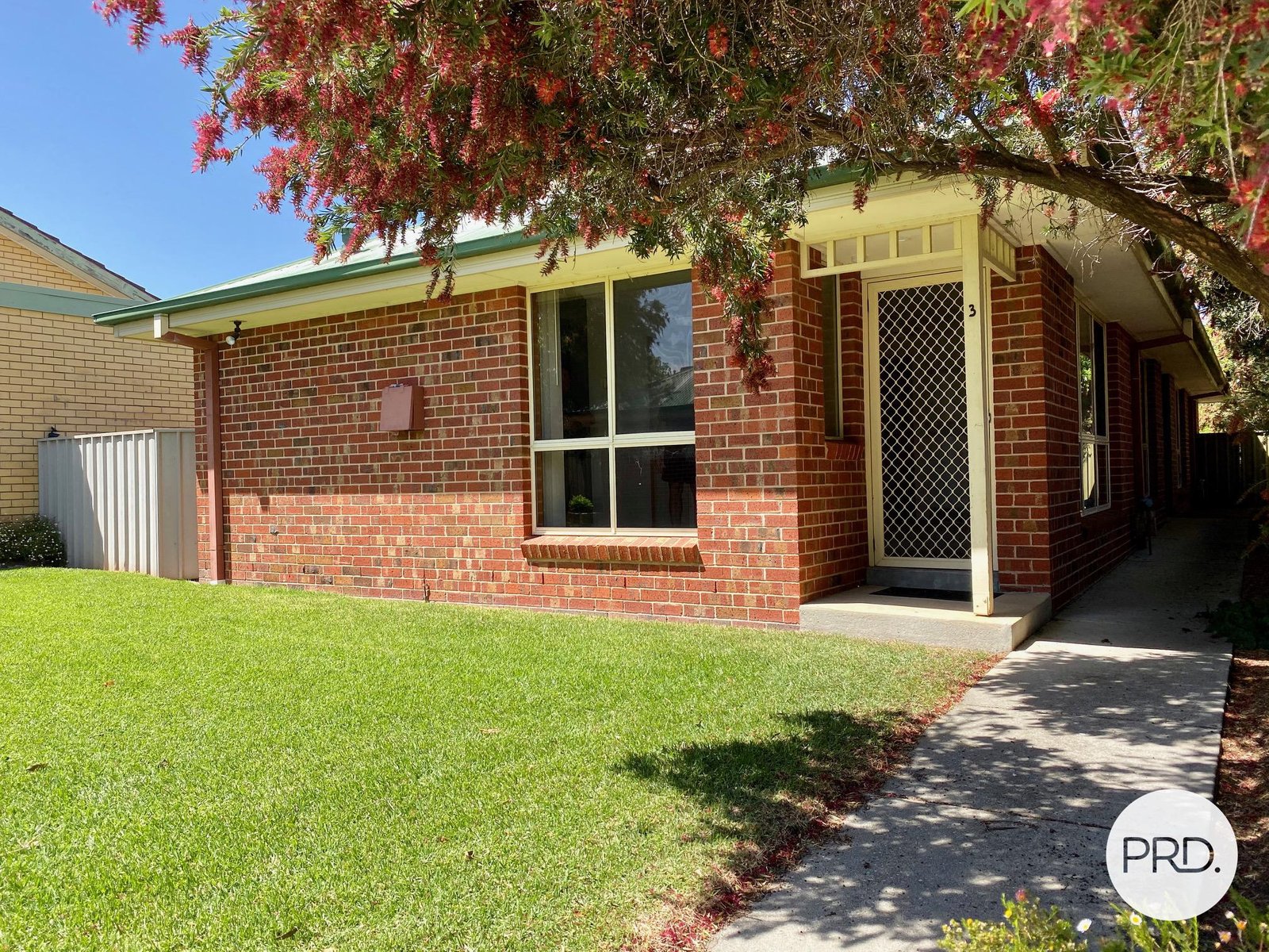 3/355 Wilson Street EAST ALBURY 1