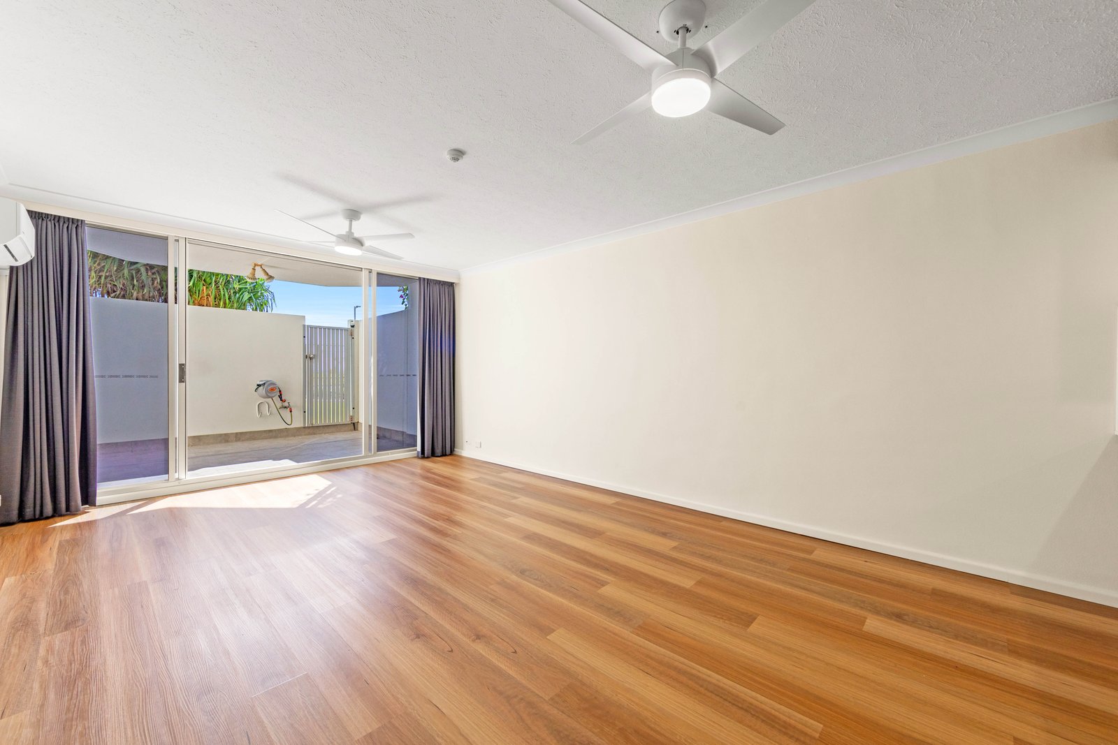 3/3575 Main Beach Pde  MAIN BEACH 2