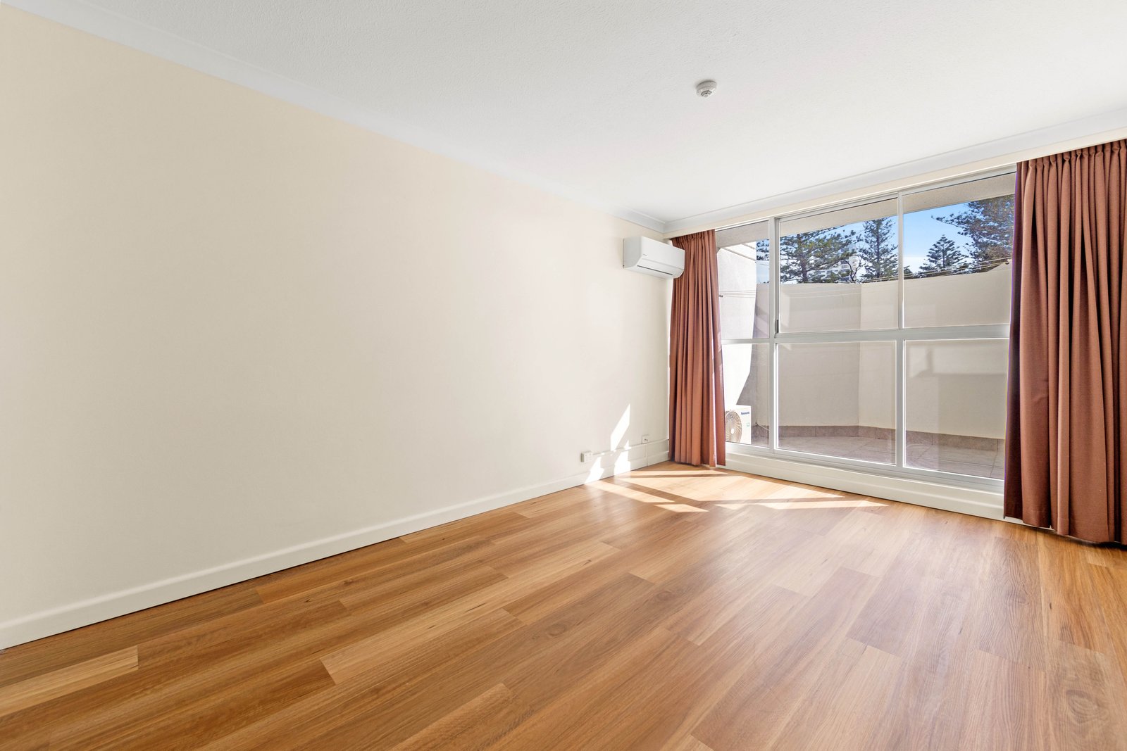 3/3575 Main Beach Pde  MAIN BEACH 5