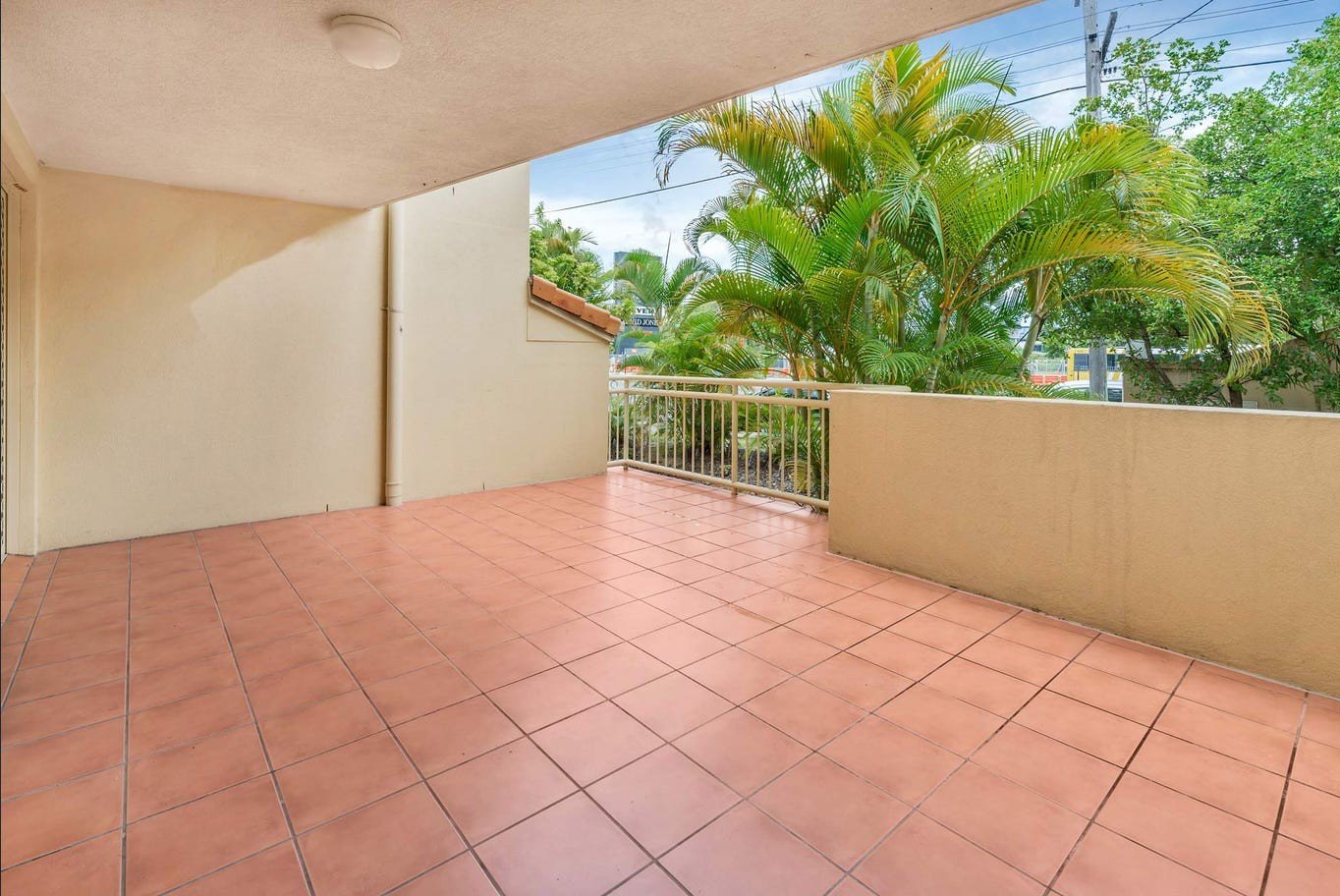 3/36 Alexandra Avenue MERMAID BEACH 3