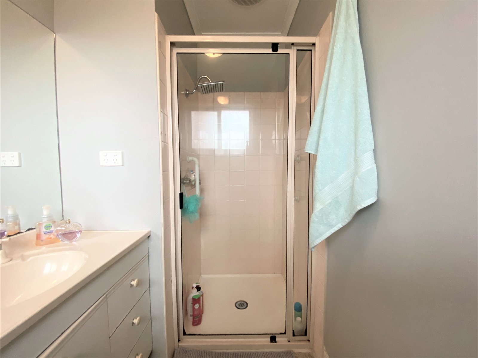 3/362 Rau Street EAST ALBURY 4