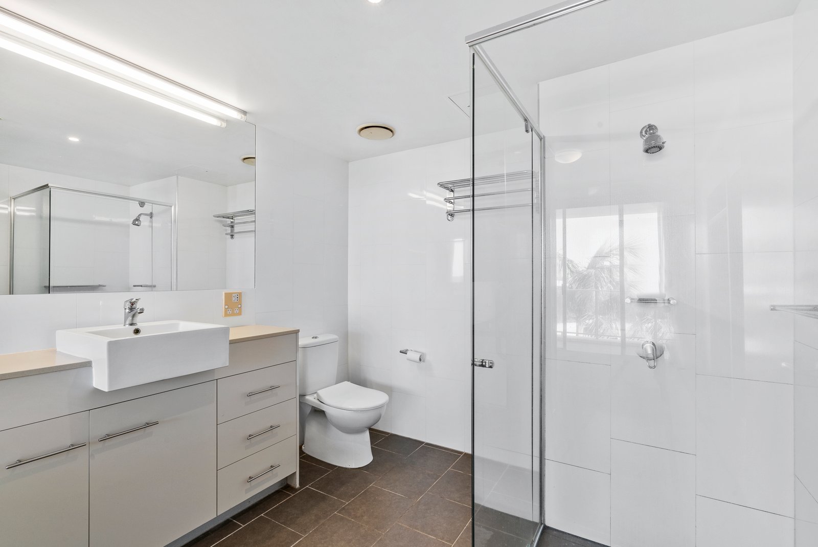 336/6-8 Stuart St  TWEED HEADS 6