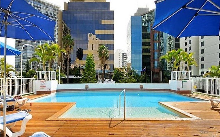 33/69 Ferny Avenue SURFERS PARADISE 9