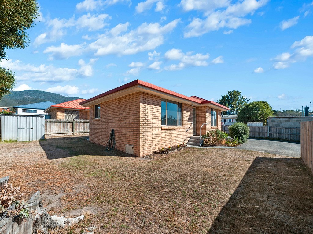 3/37 Abbotsfield Road CLAREMONT 12