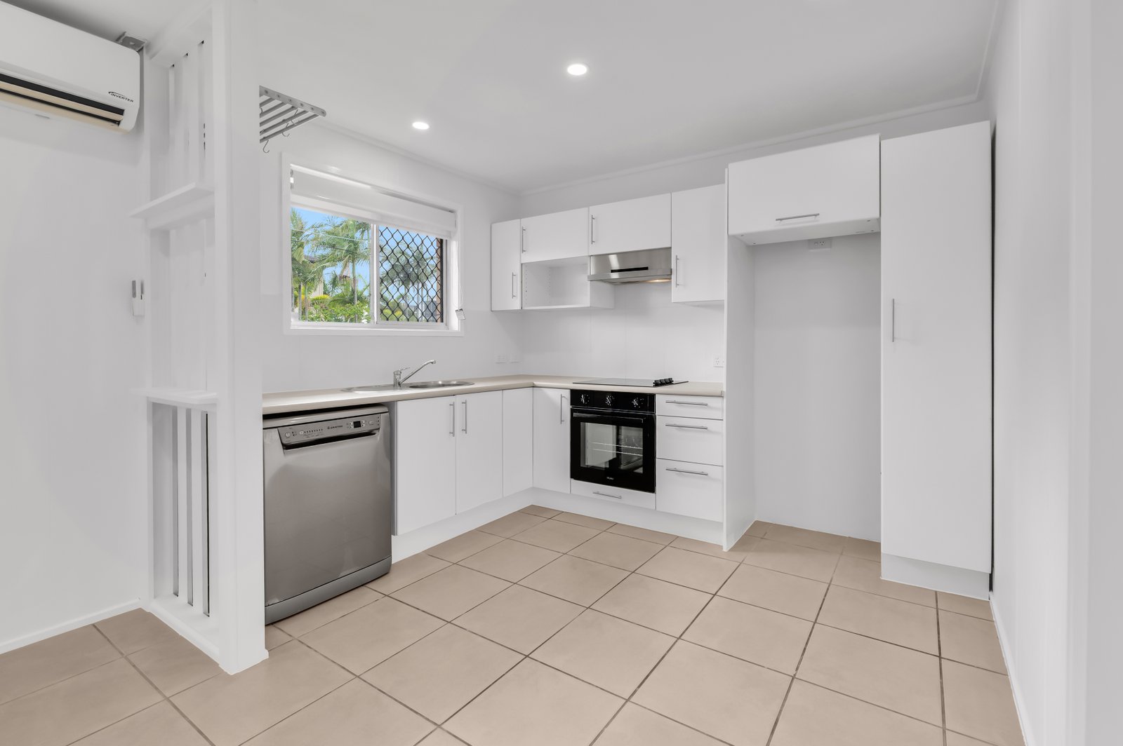 3/37 North Street SOUTHPORT 5