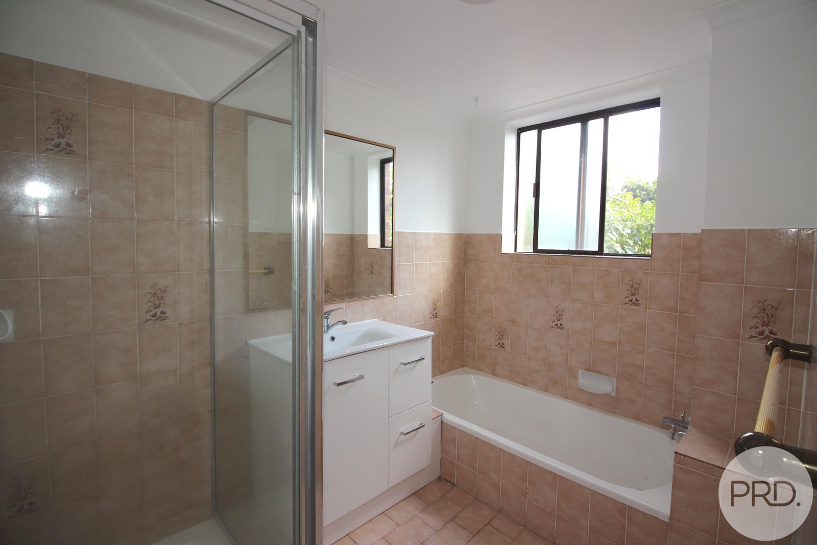 3/37 Robinson Road NUNDAH 11