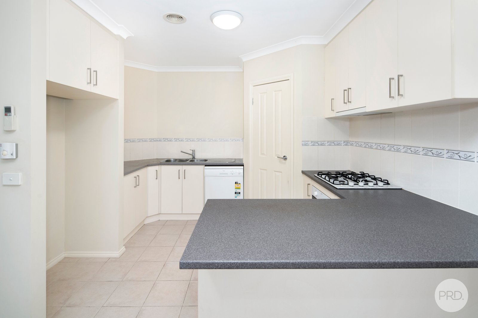 3/37 Victoria Street CRESWICK 2