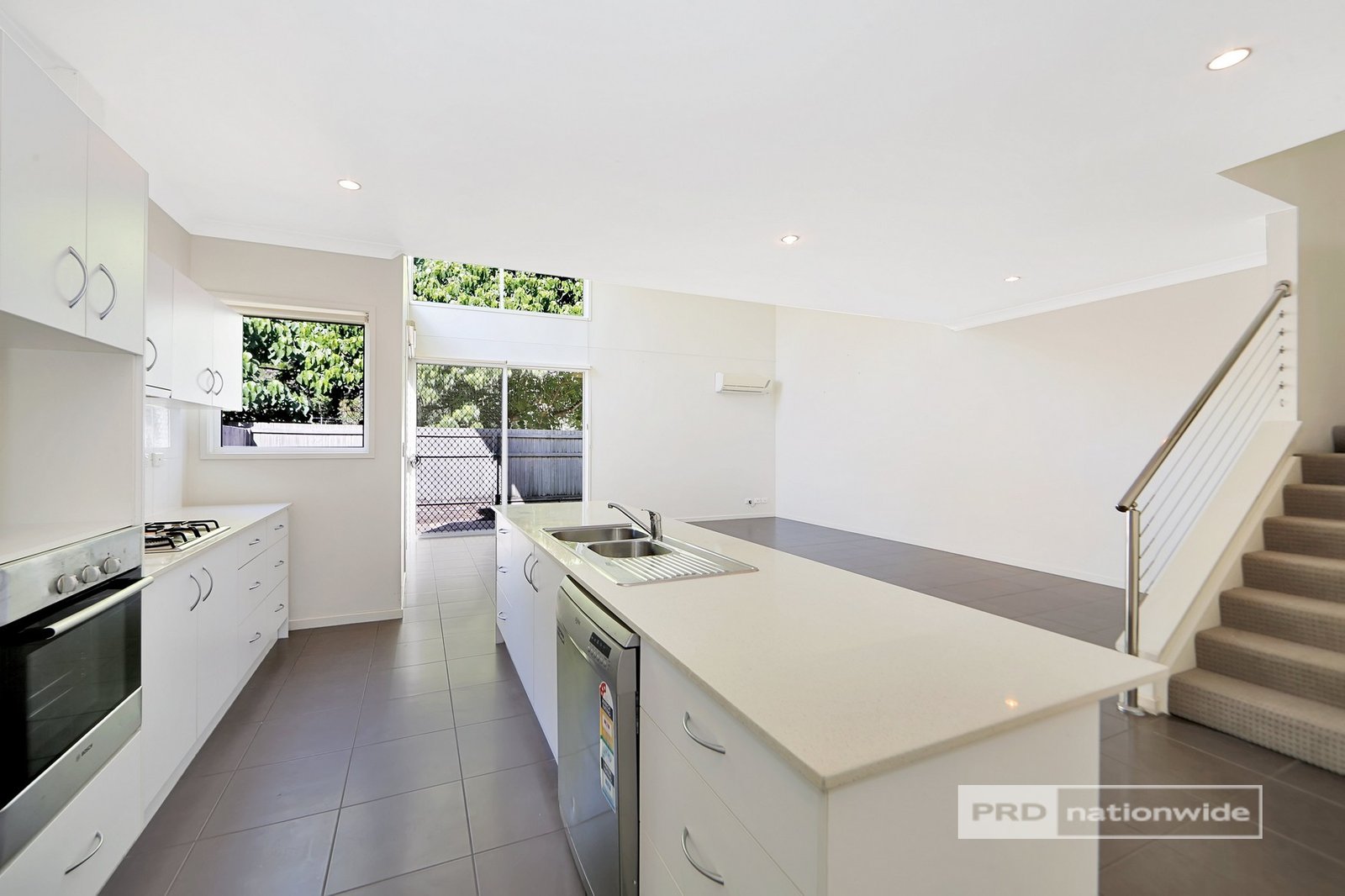 33/71 Elizabeth Street URANGAN 6