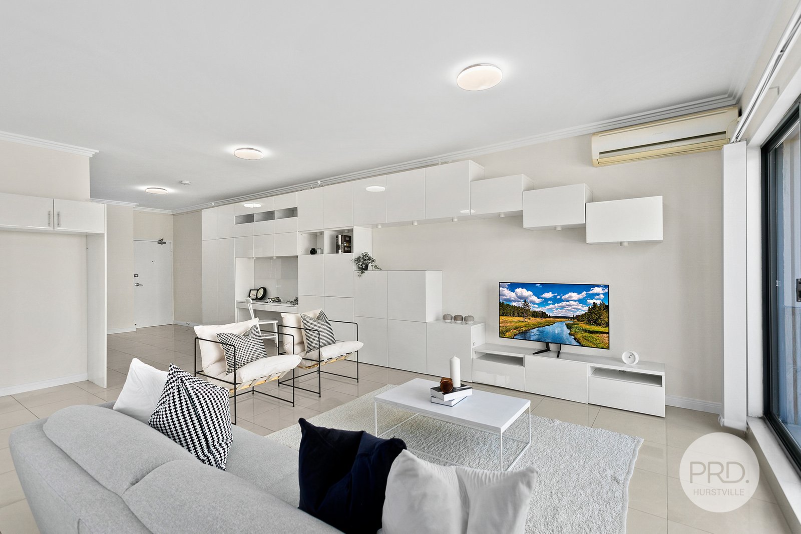 33/74-80 Woniora Road HURSTVILLE 3