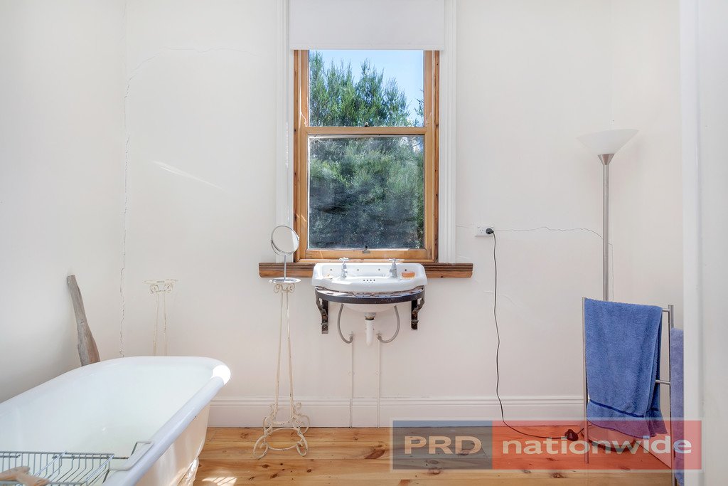 3377 Creswick-Newstead Road SMEATON 10