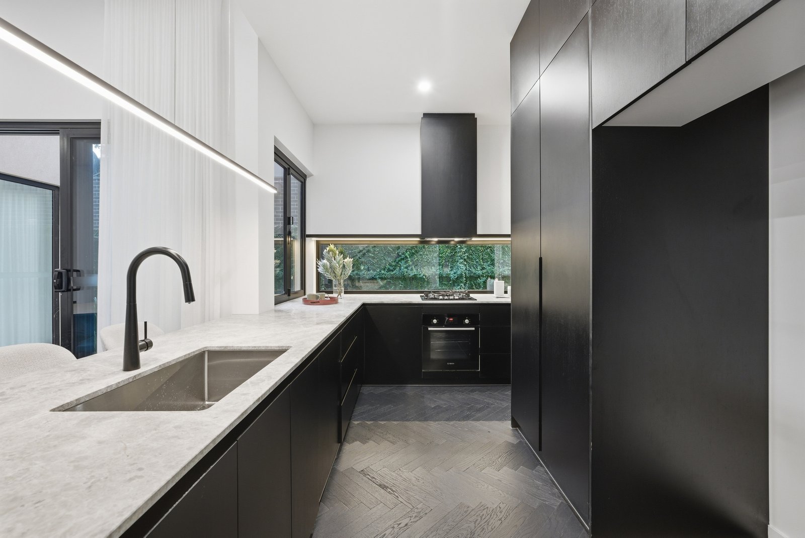 Gallery: 337B Chesterville Road