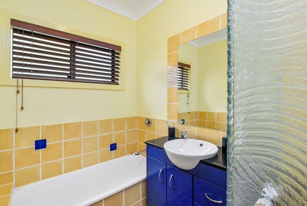 3/38 Tweed Street COOLANGATTA 4