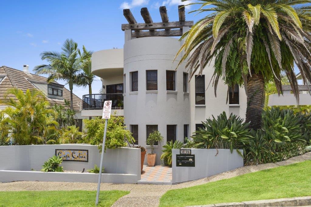 3/38 Tweed Street COOLANGATTA 1