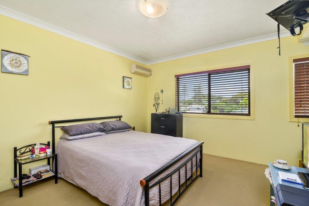 3/38 Tweed Street COOLANGATTA 3