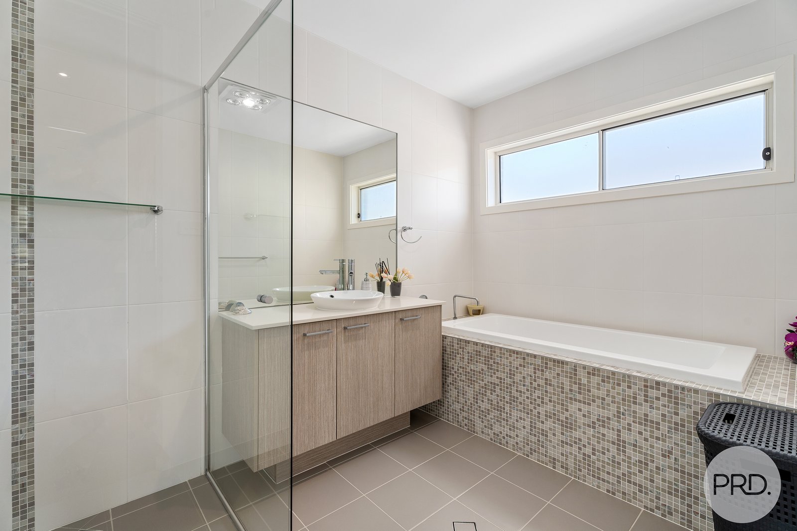 338 Wanda Avenue SALAMANDER BAY 32