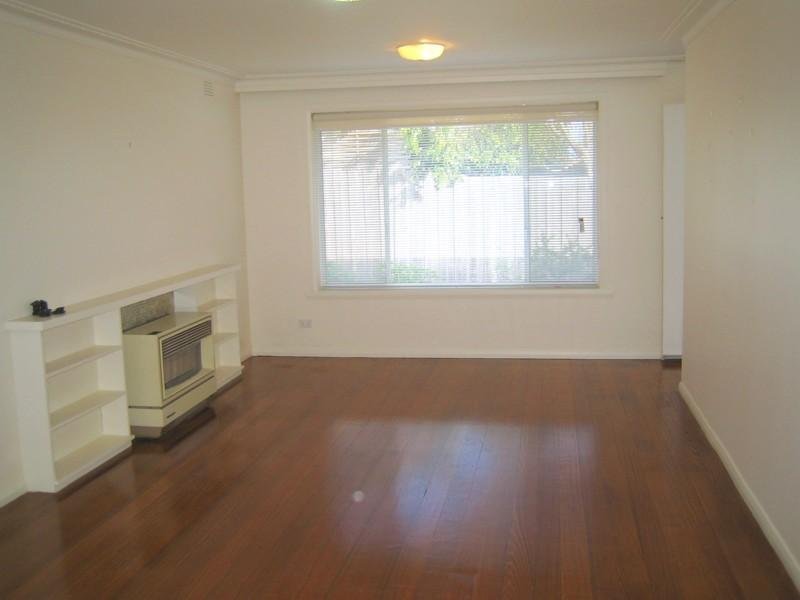 Gallery: 3/38 Warrigal Road