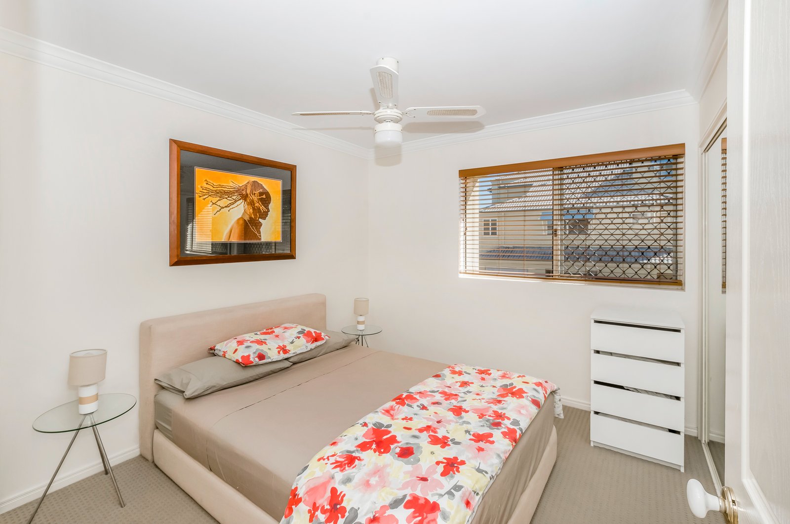 33/82-86 Limetree Parade RUNAWAY BAY 7